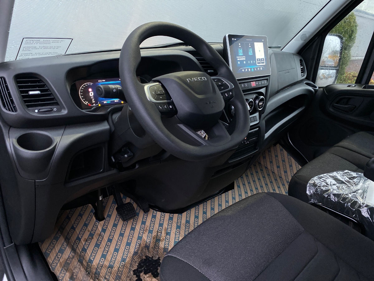 Iveco Daily NW MODEL | 40C18 3.0 Automaat Meubelbak met Laadklep