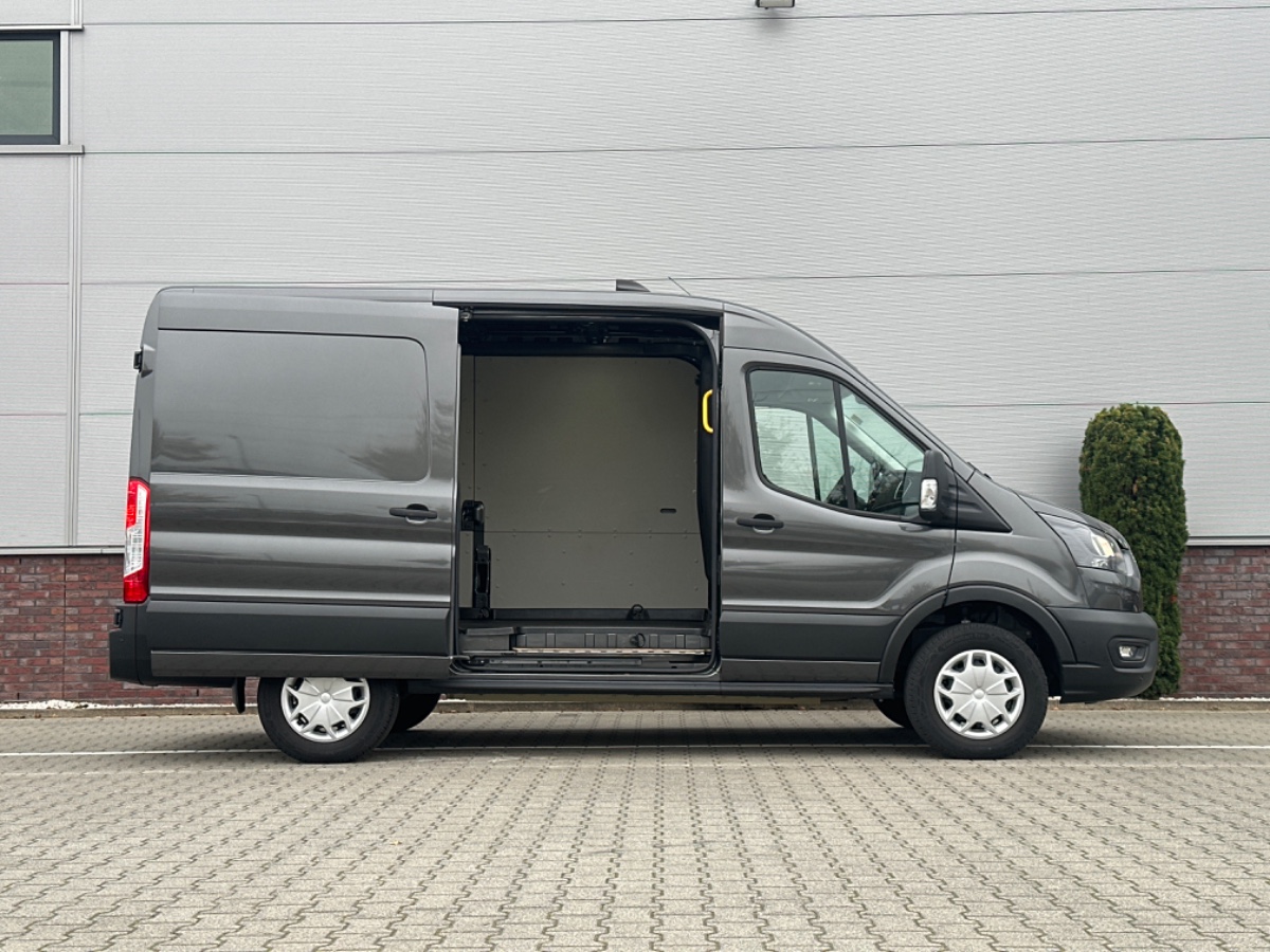 Ford E-Transit 350 L2H2 RWD Trend 68 kWh | Adaptive CC | Stoelvw. | Navi | Camera | Omvormer | Laadruimte Pakket