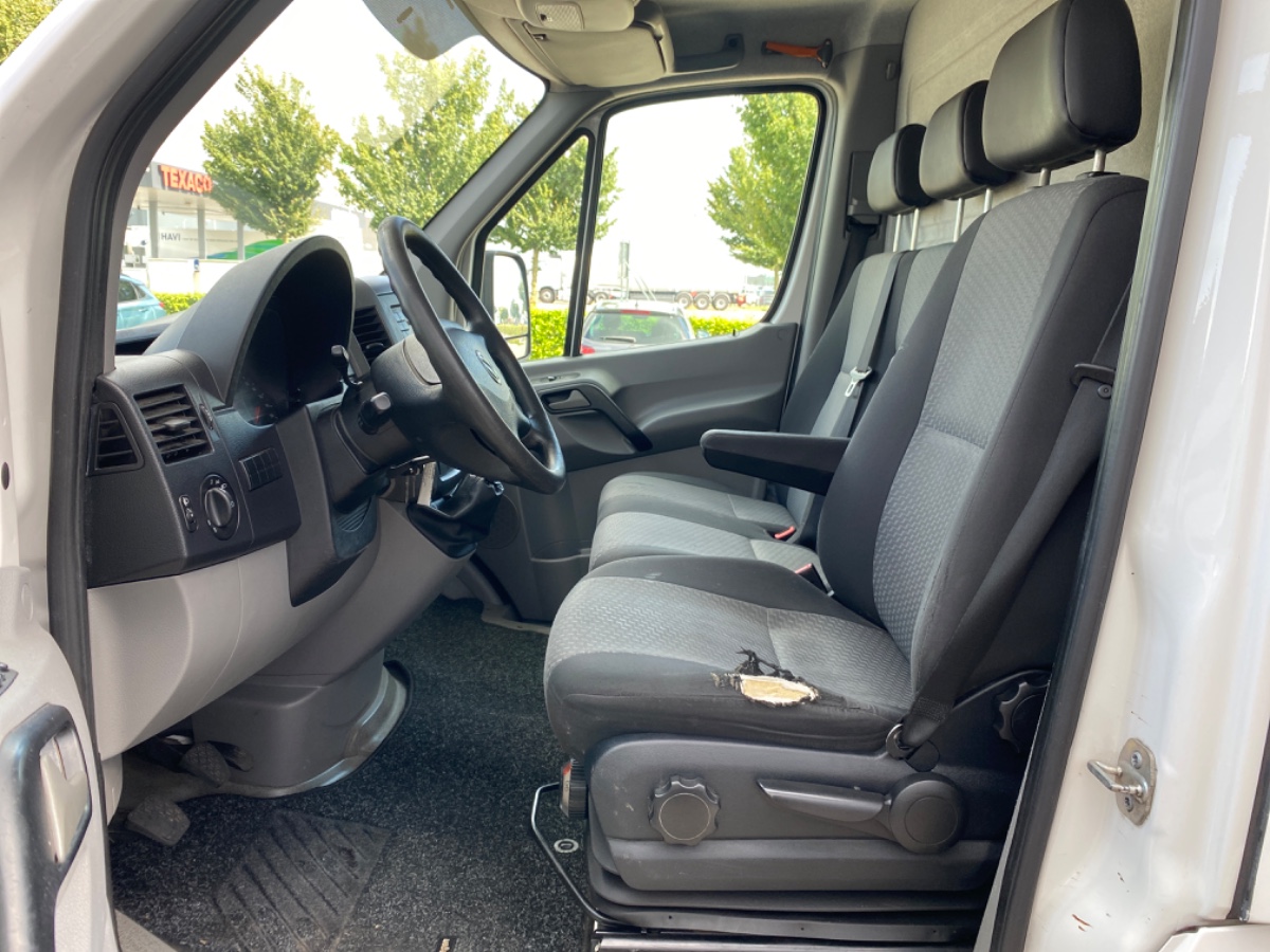 Volkswagen Crafter 35 2.0 TDI L3H2