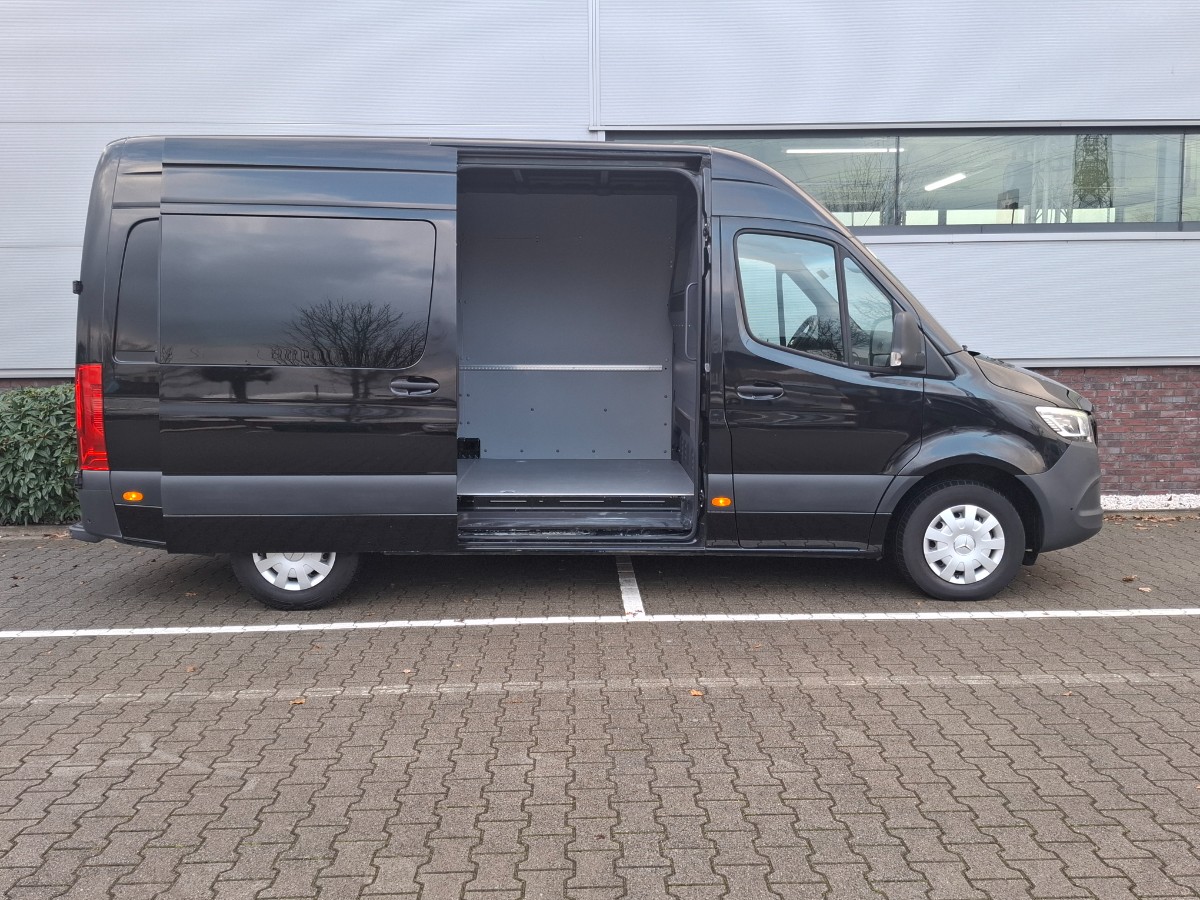 Mercedes-Benz Sprinter 316 CDI L2H2 AUT RWD | NAV CAM | LED koplampen | Adaptive Cruise | Gev. stoel | PDC V+A