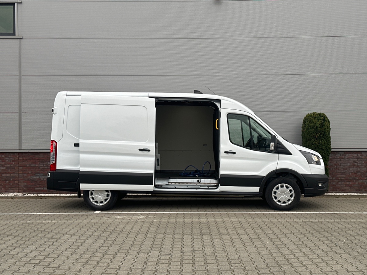 Ford E-Transit 350 L3H2 RWD Trend 68 kWh | Adaptive CC | Stoelvw. | Navi | Camera | Omvormer | Laadruimte Pakket