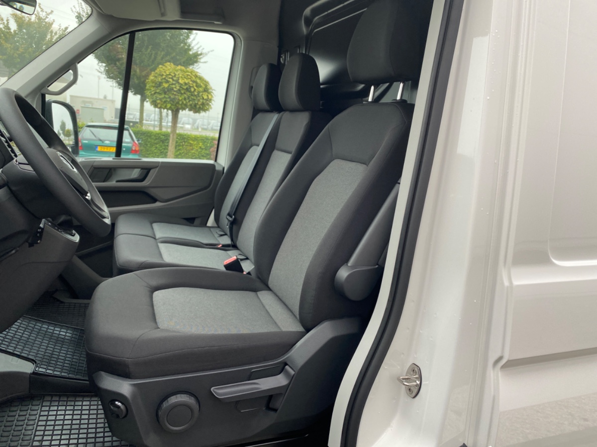 Volkswagen Crafter 35 L3H3 177PK AUT 4MOTION | LED THK CARPLAY CAM | Leverbaar 30 SEPT