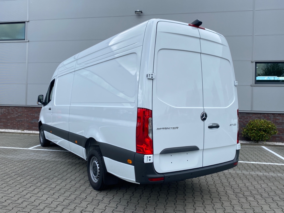 Mercedes-Benz Sprinter 317 CDI L3H2 | CRUISE MBUX COMFST