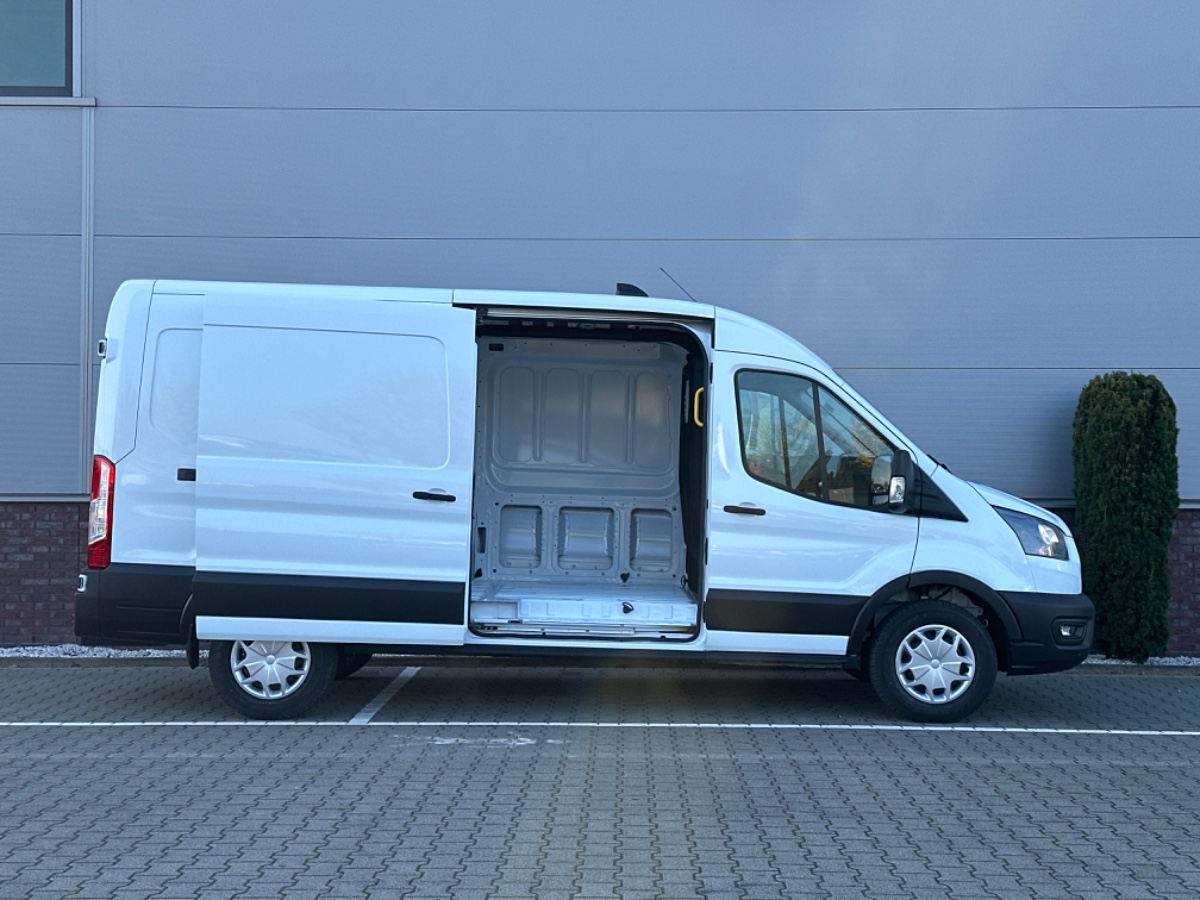 Ford Transit 350L 2.0 Ecoblue 165PK A10 – RWD – 3.5t Trekhaak – Stoelverw. – SYNC2 Camera – Allseasons – Standkachel