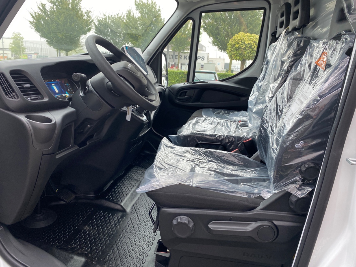 Iveco Daily L2H2 GB Dubb. Lucht