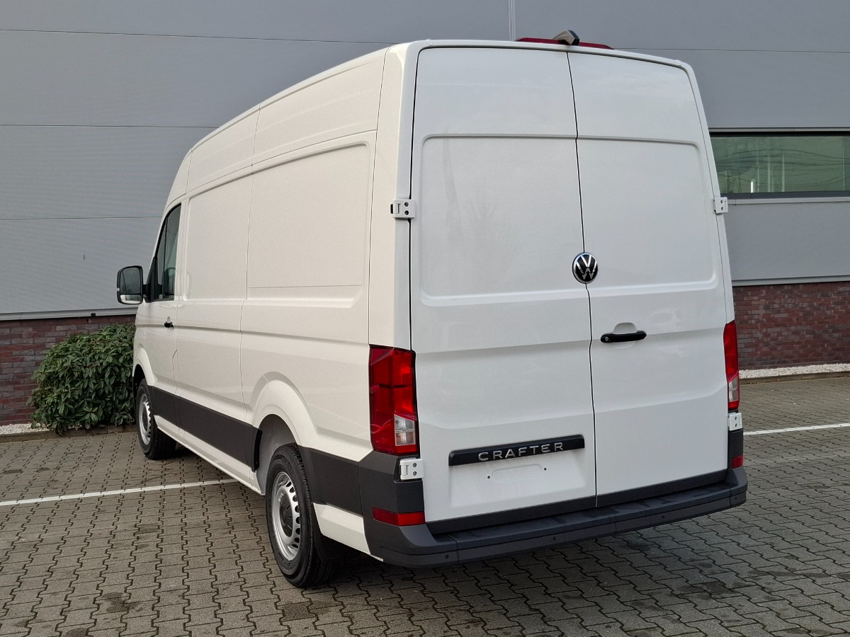 Volkswagen Crafter NW MODEL 2.0 TDI 140PK 35 FWD L3H3 | ErgoComfort Stoel | LED Koplampen | MF-stuur | Camera | Trekh. voorber.