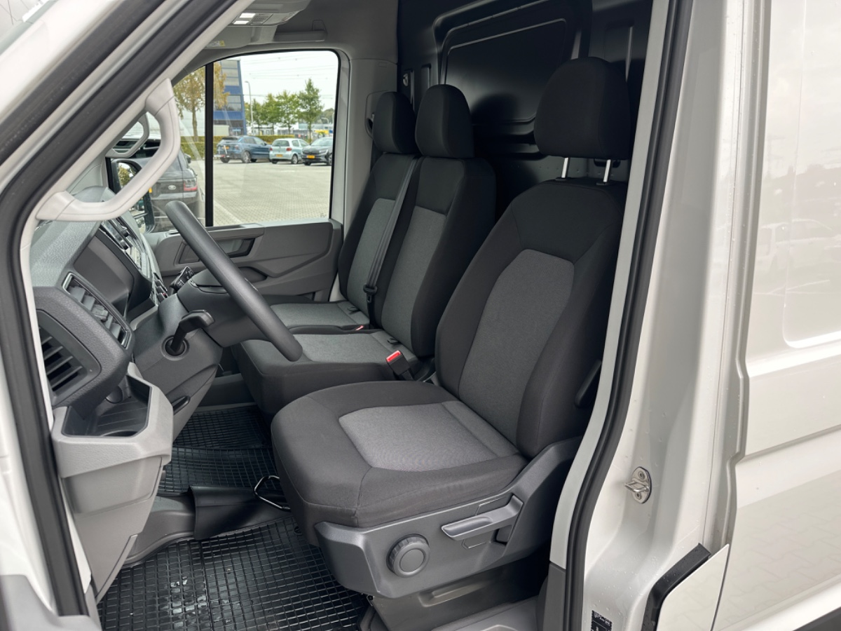 Volkswagen Crafter 35 L3H3 2.0 TDI 140PK Aut. | LED CAM STOELVW. CARPLAY COMFSTOEL