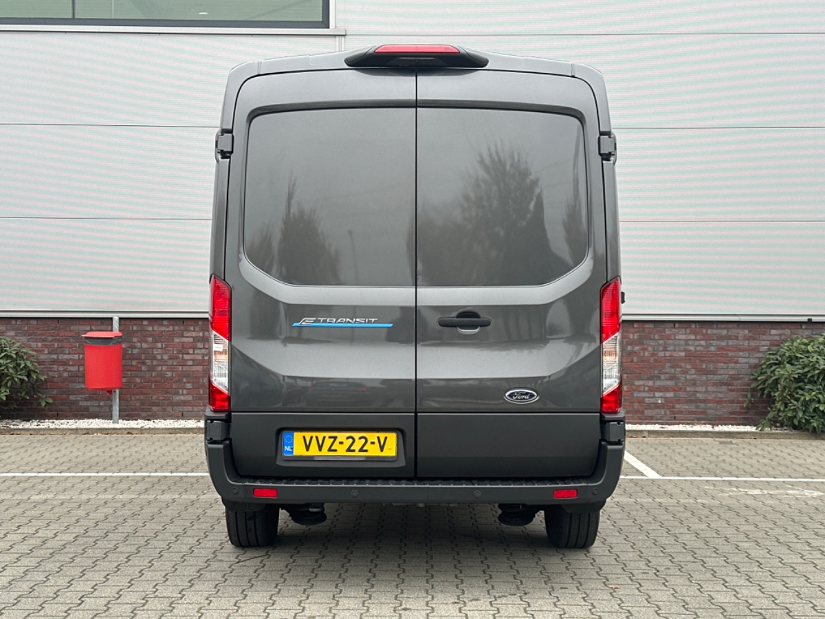 Ford E-Transit 350 L2H2 RWD Trend 68 kWh | Adaptive CC | Stoelvw. | Navi | Camera | Omvormer | Laadruimte Pakket