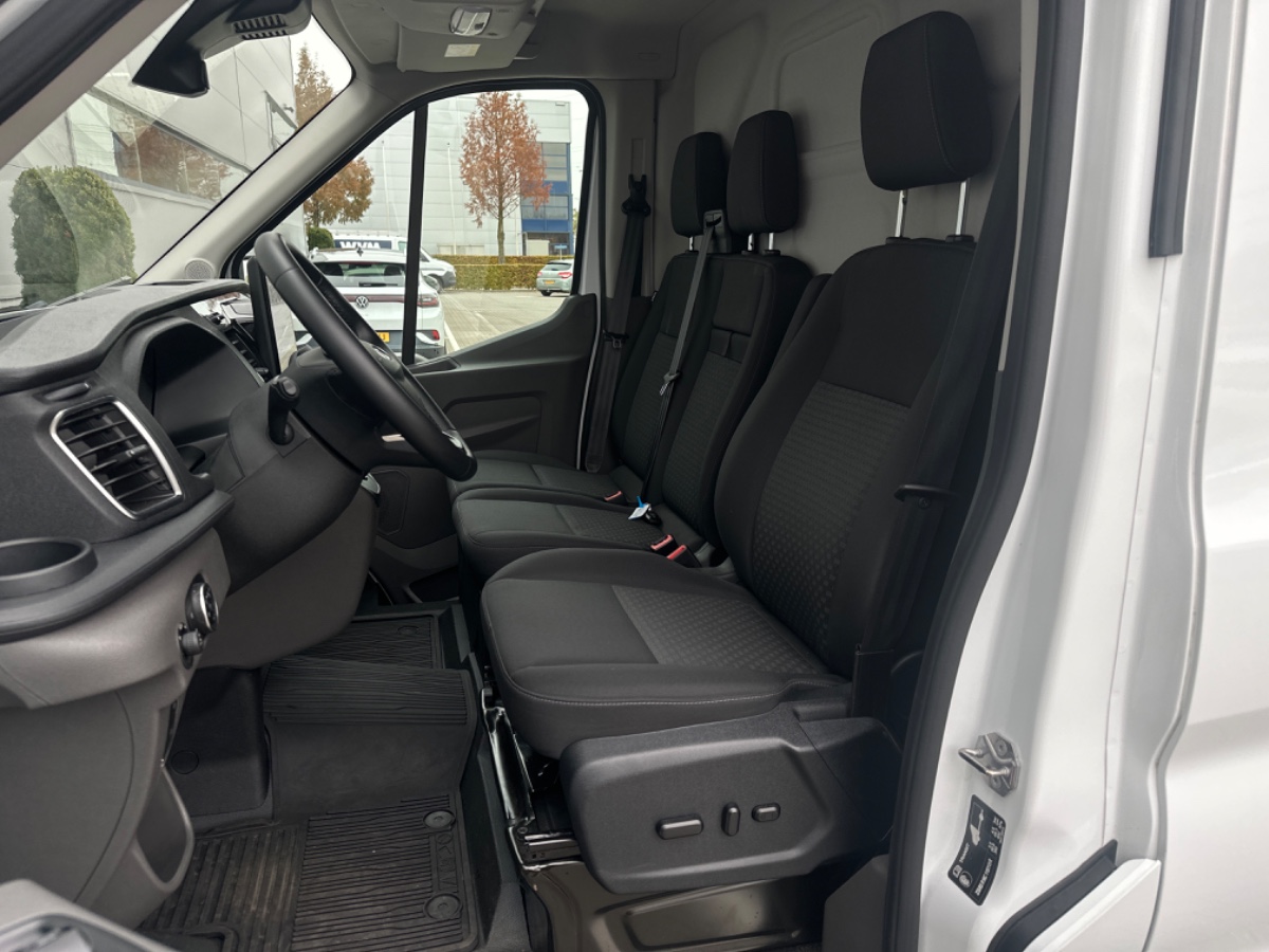 Ford E-Transit 350 L3H2 RWD Trend 68 kWh | Adaptive CC | Stoelvw. | Navi | Camera | Omvormer | Laadruimte Pakket