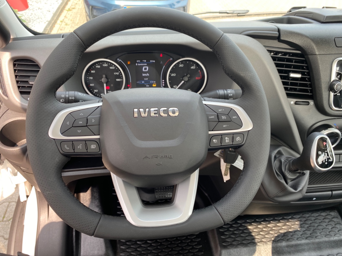 Iveco Daily 35S18 3.0L 180PK AUT | OPRIJWAGEN | LED NAVI THK Adaptive CC ECC | 3,5t trekgw. | Faustmann opbouw