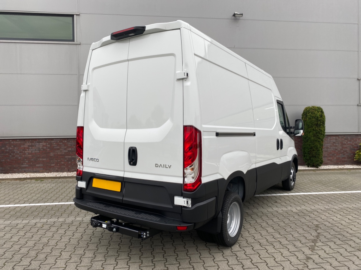 Iveco Daily L2H2 GB Dubb. Lucht