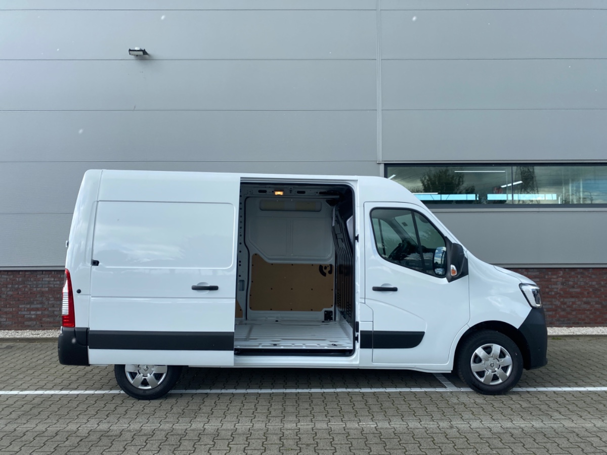 Renault Master T35 2.3 dCi 135 L2H2 Work Edition | 2xSchuifdeur THK 4SB