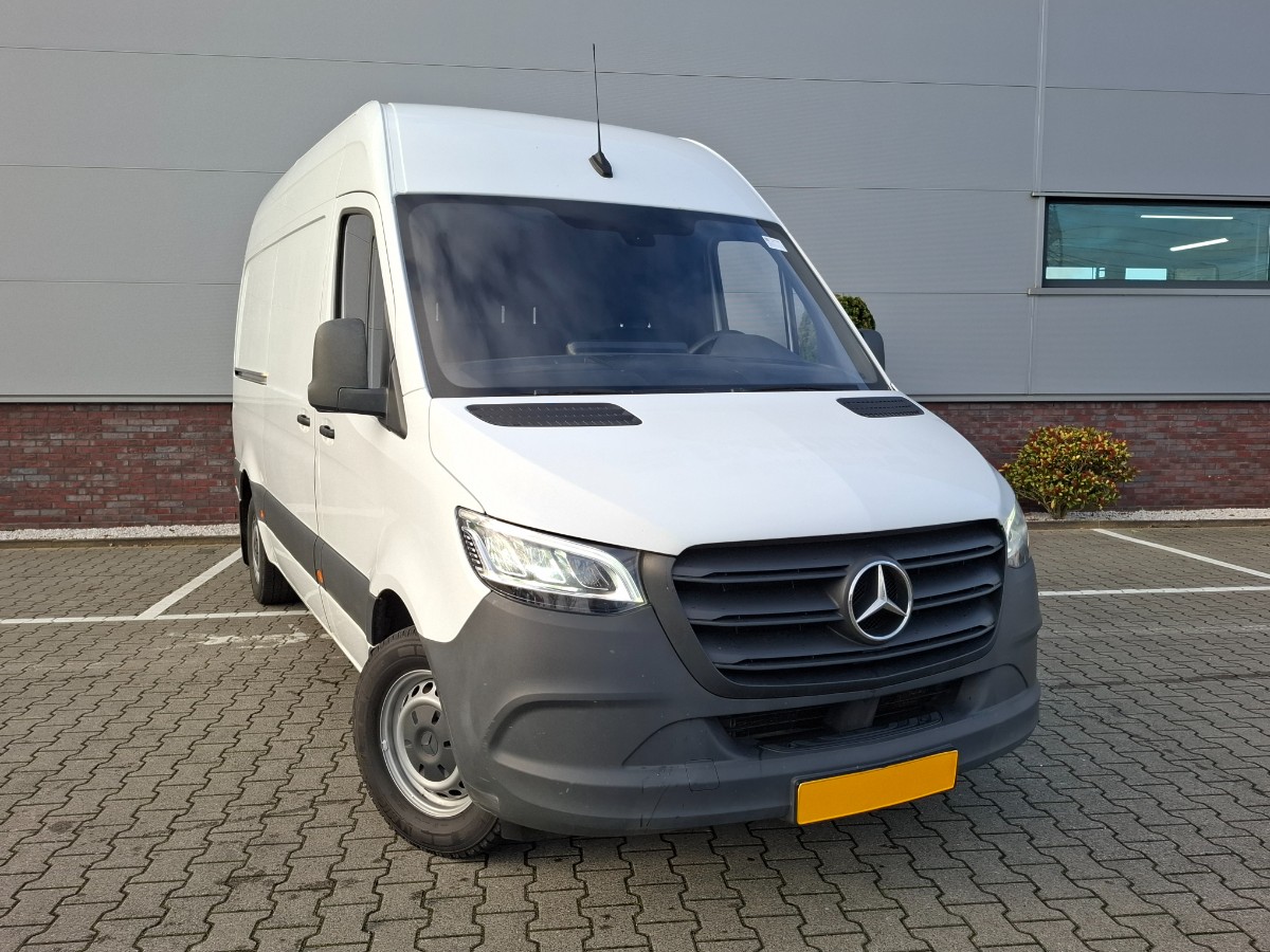 Mercedes-Benz Sprinter 317 CDI AUT L2H2 RWD | LED CAM COMFSTOEL TREKHAAK STOELVERW.