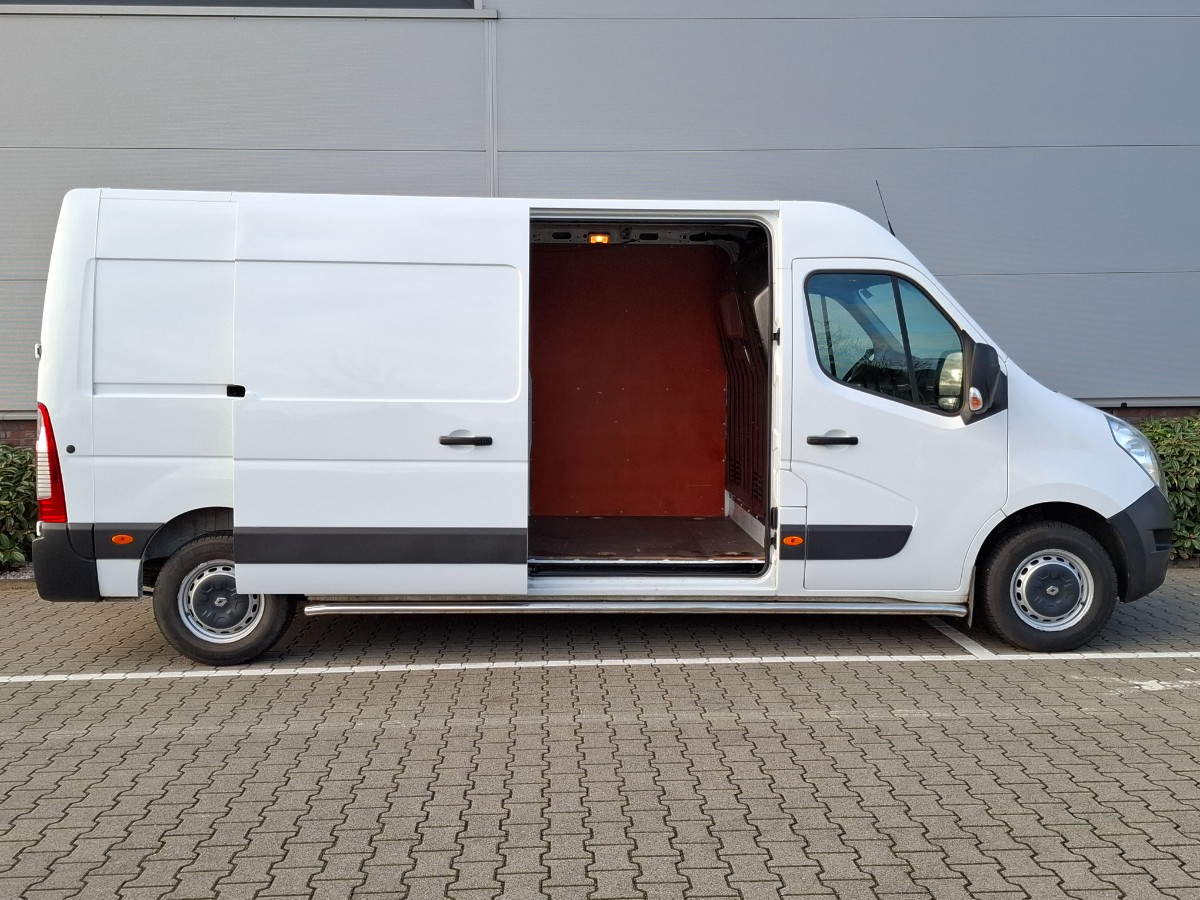 Renault Master T35 2.3 dCi 130PK L3H2 | Airco Cruise Navi Camera Sidebars