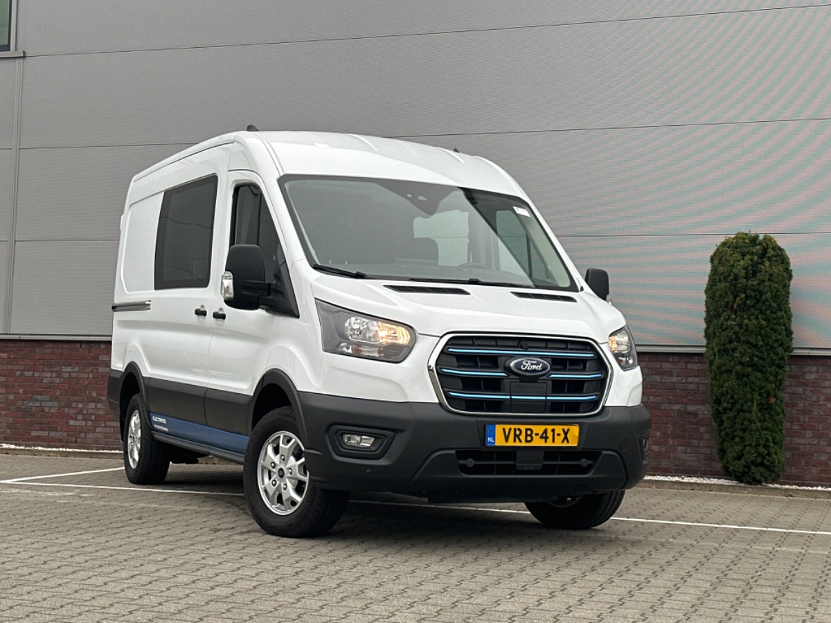 Ford E-Transit 350 L2H2 Dubb. cab. RWD Trend 68 kWh | Stoelvw. | Navi | Camera