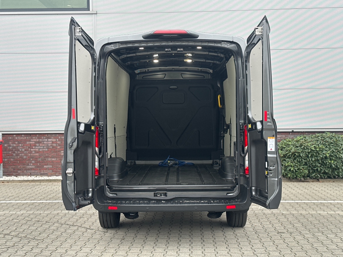 Ford E-Transit 350 L2H2 RWD Trend 68 kWh | Adaptive CC | Stoelvw. | Navi | Camera | Omvormer | Laadruimte Pakket