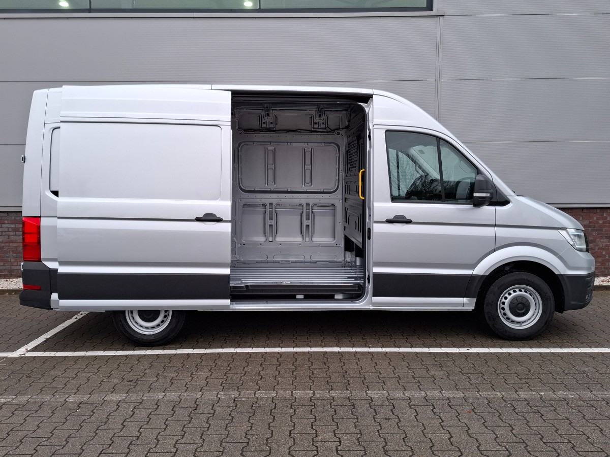 Volkswagen Crafter 35 L3H3 177PK AUT | LED NAV CAM | ErgoComf. | Trekhaakvoorber. | Mistlampen