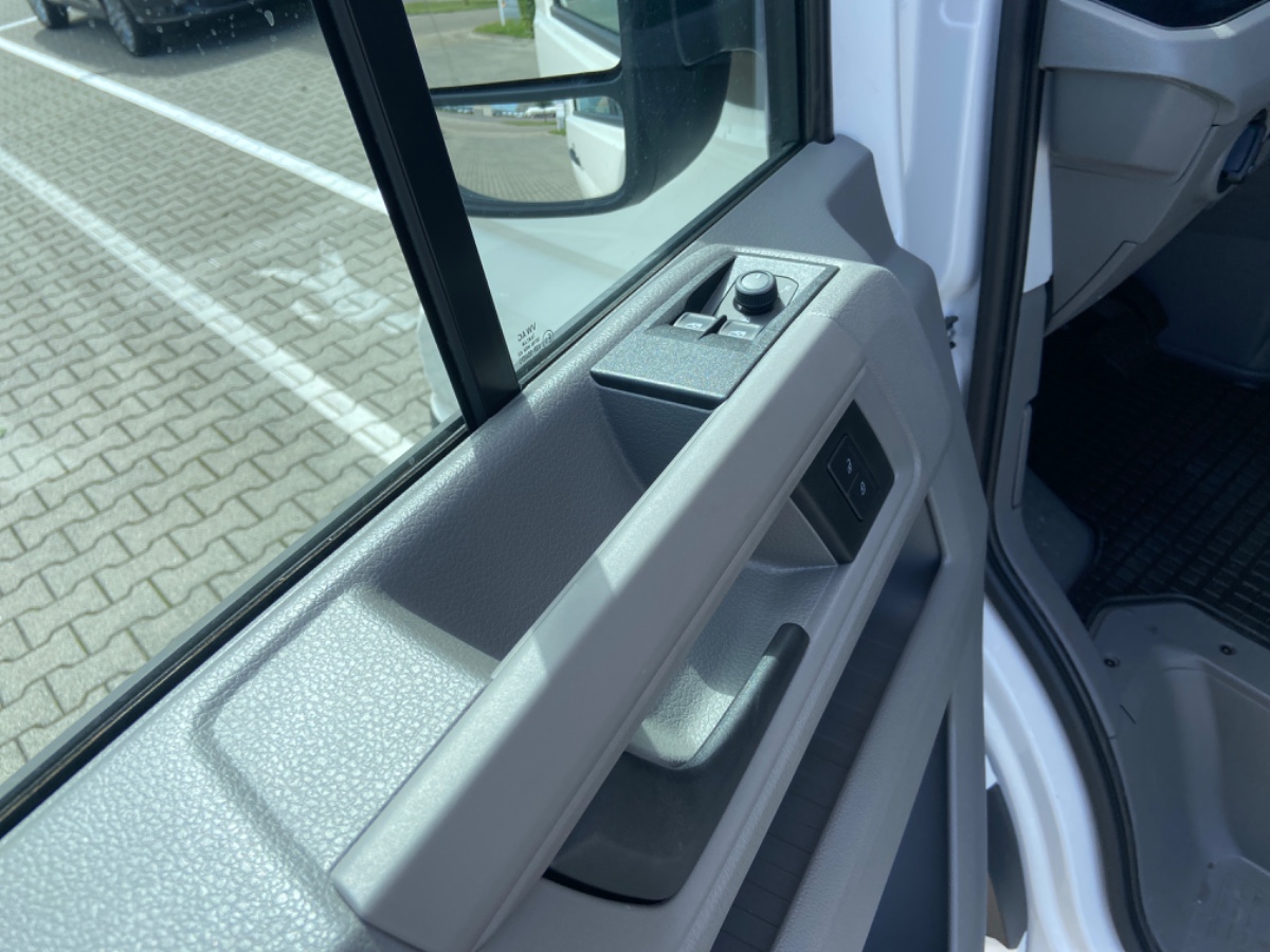 Volkswagen Crafter 35 L3H3 177PK AUT 4MOTION | LED THK CARPLAY CAM | Leverbaar 30 SEPT