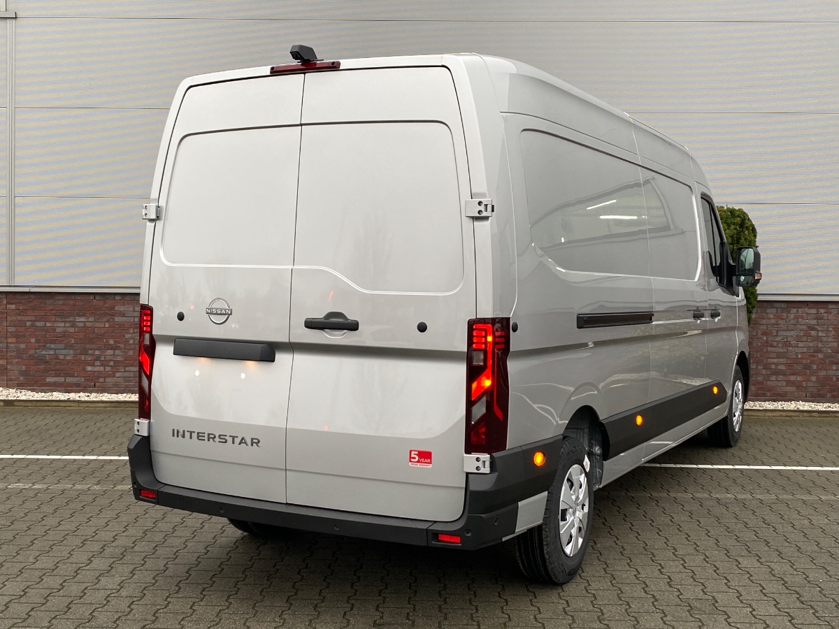 Nissan Interstar VAN MY24 dCi 150 L3H2 3.5T TEKNA | Zilvergrijs | 5 JR. Garantie