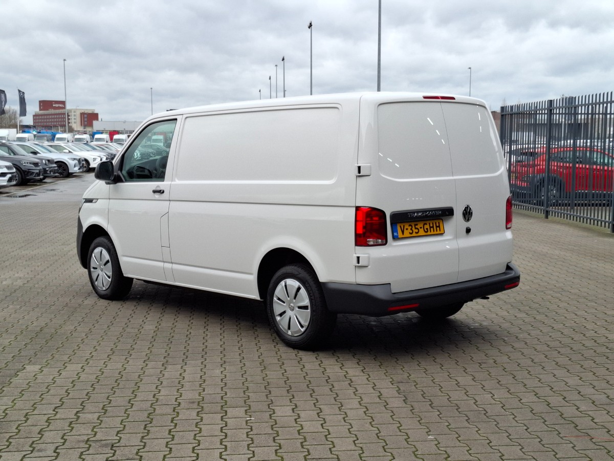 Volkswagen Transporter 2.0 TDI L1H1 110PK