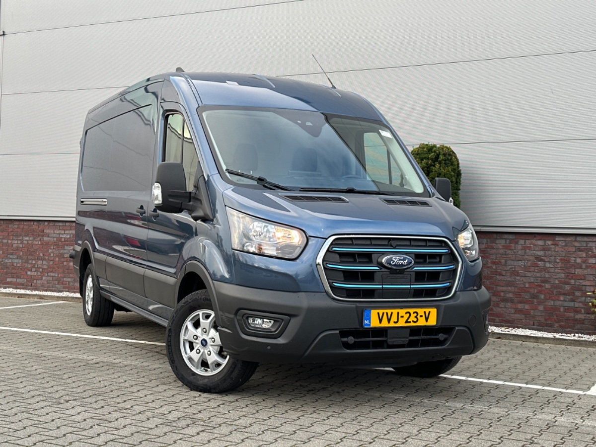 Ford E-Transit 350 L3H2 RWD Trend 68 kWh | Adaptive CC | Stoelvw. | Navi | 360 Cam | Omvormer | Laadruimte Pak