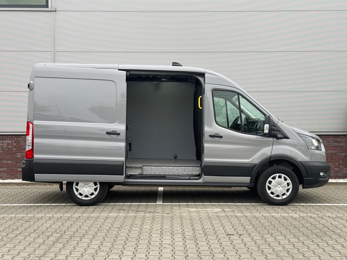 Ford E-Transit 350 L2H2 RWD Trend 68 kWh | Adaptive CC | Stoelvw. | Navi | Camera | Omvormer | Laadruimte Pakket