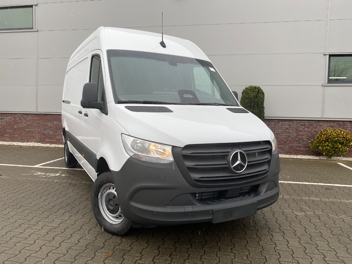 Mercedes-Benz Sprinter FACELIFT | 317 CDI L2H2 9G-AUT | MBUX CAM CRUISE | Verzwaard onderstel (CB8)