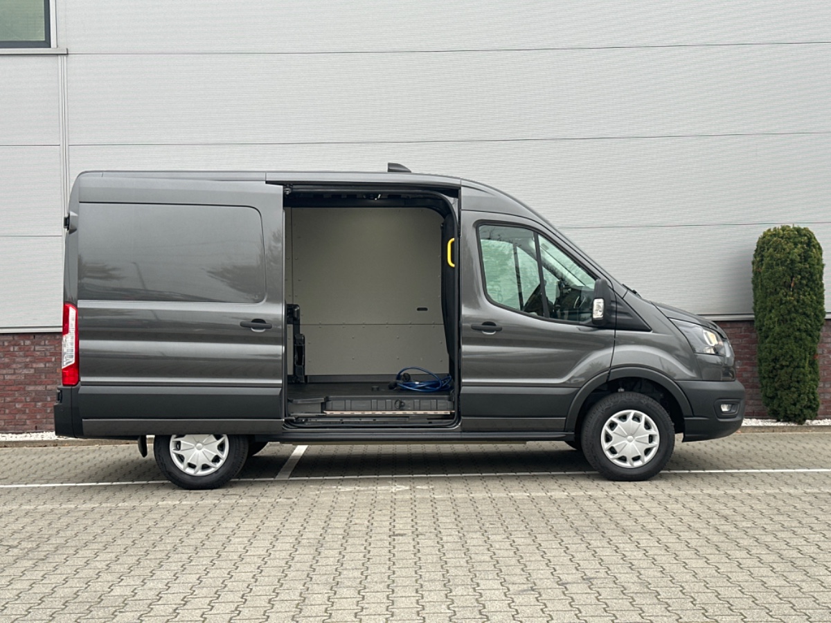 Ford E-Transit 350 L2H2 RWD Trend 68 kWh | Adaptive CC | Stoelvw. | Navi | Camera | Omvormer | Laadruimte Pakket