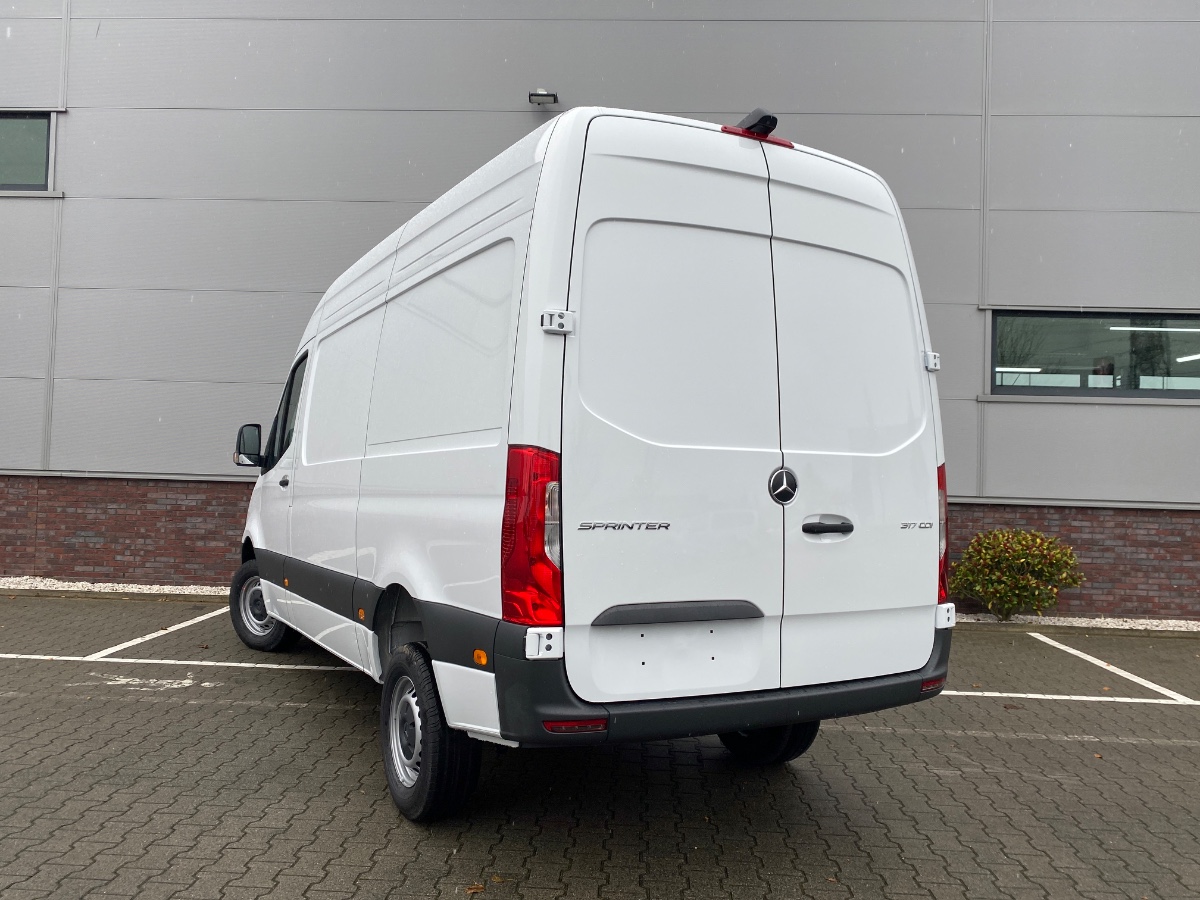 Mercedes-Benz Sprinter FACELIFT | 317 CDI L2H2 9G-AUT | MBUX CAM CRUISE | Verzwaard onderstel (CB8)