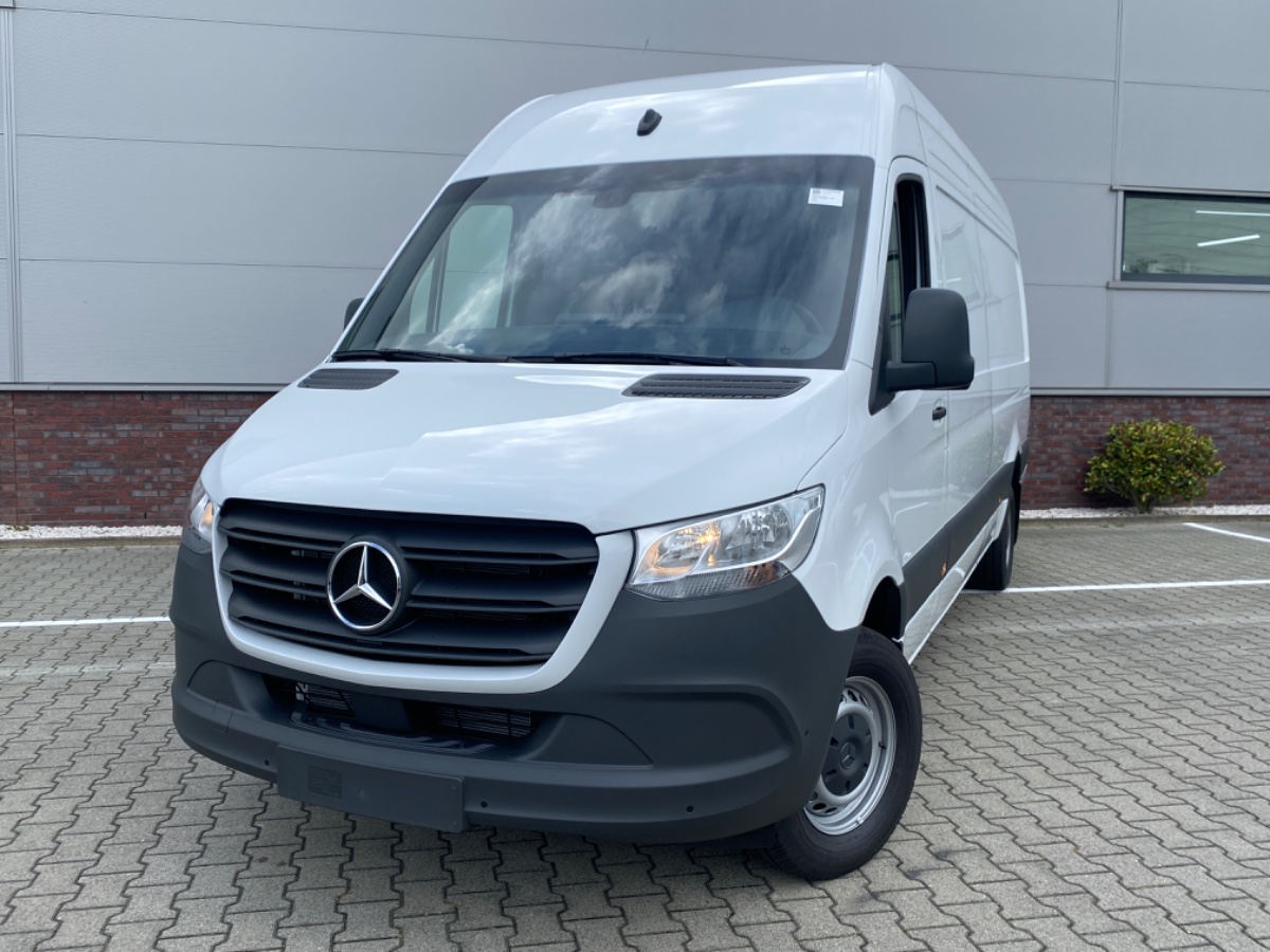 Mercedes-Benz Sprinter 317 CDI L3H2 | CRUISE MBUX COMFST