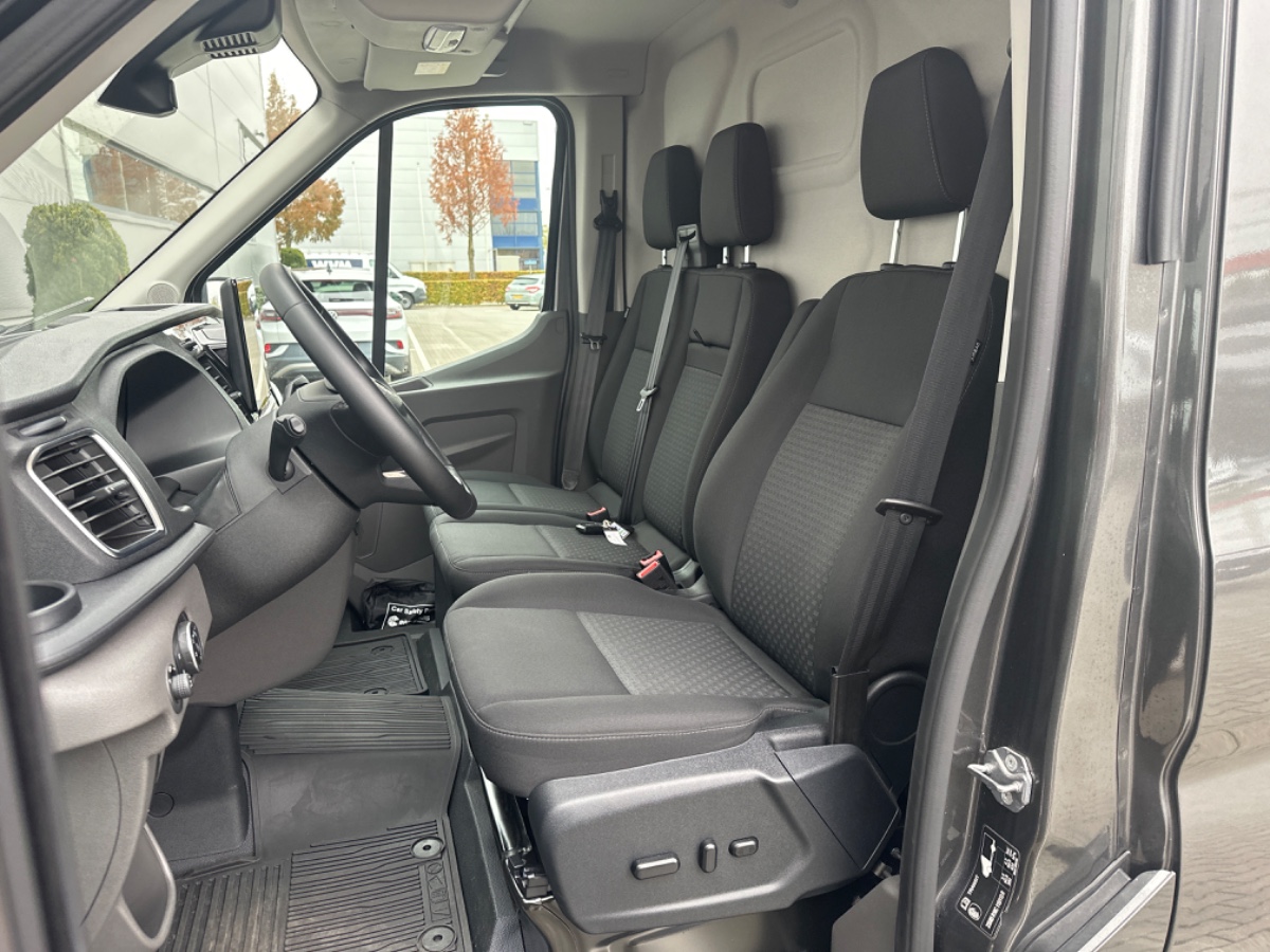 Ford E-Transit 350 L2H2 RWD Trend 68 kWh | Adaptive CC | Stoelvw. | Navi | Camera | Omvormer | Laadruimte Pakket