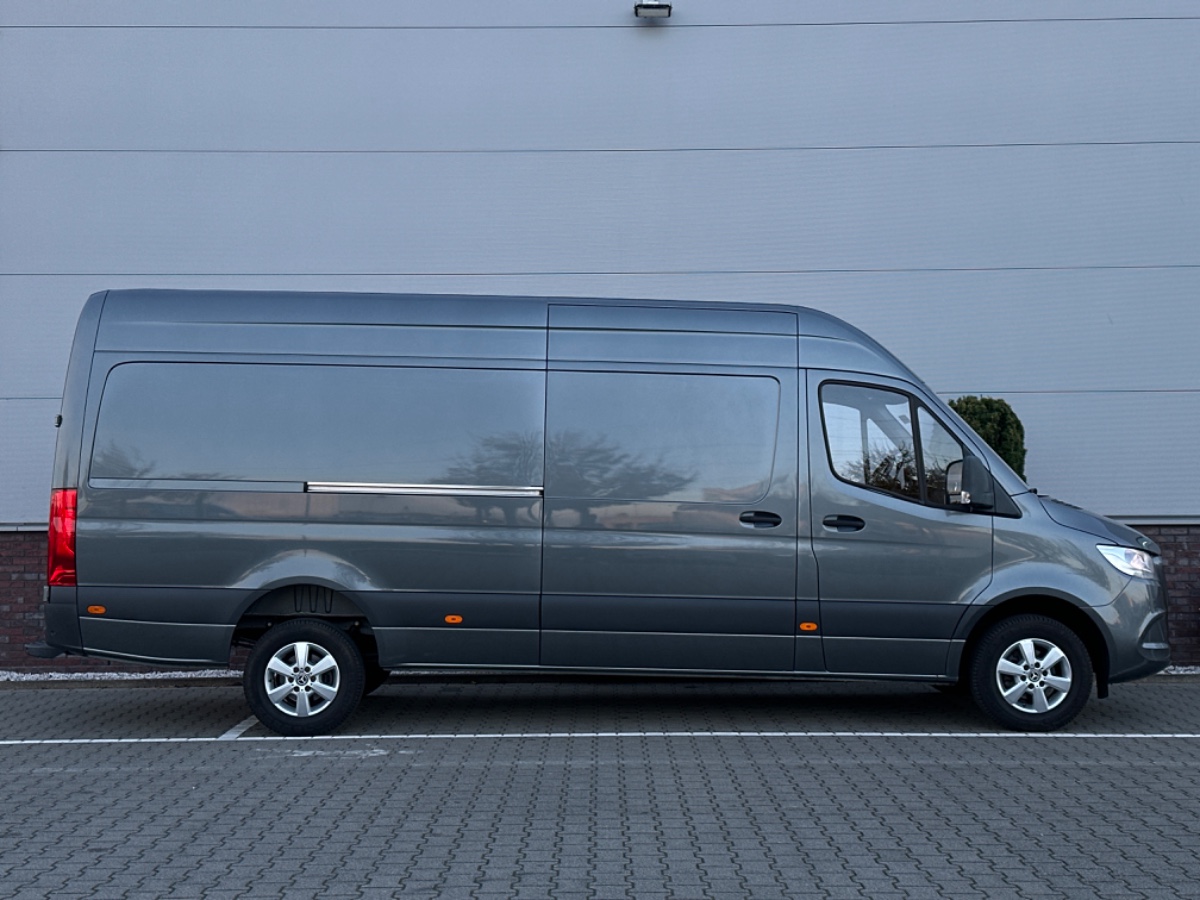 Mercedes-Benz Sprinter 319 3.0 CDI V6 L3H2 Automaat | SELENITGRAU | MBUX 10,25″ | 360 Camera | Navi