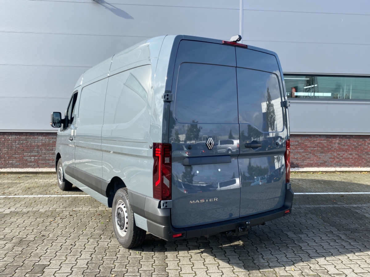 Renault Master T35 2.0 dCi 130 L2H2 Advance