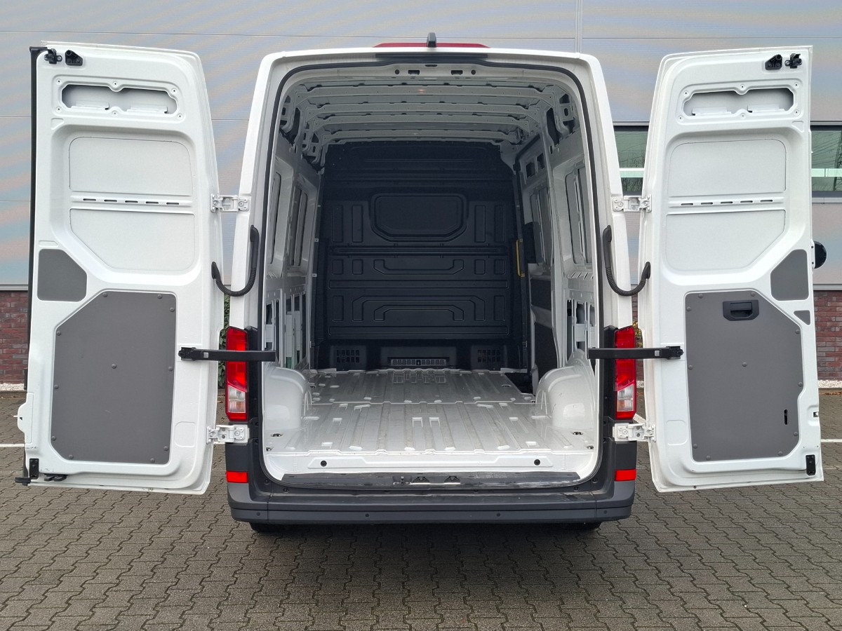 Volkswagen Crafter 35 L3H3 2,0TDI 4MOTION