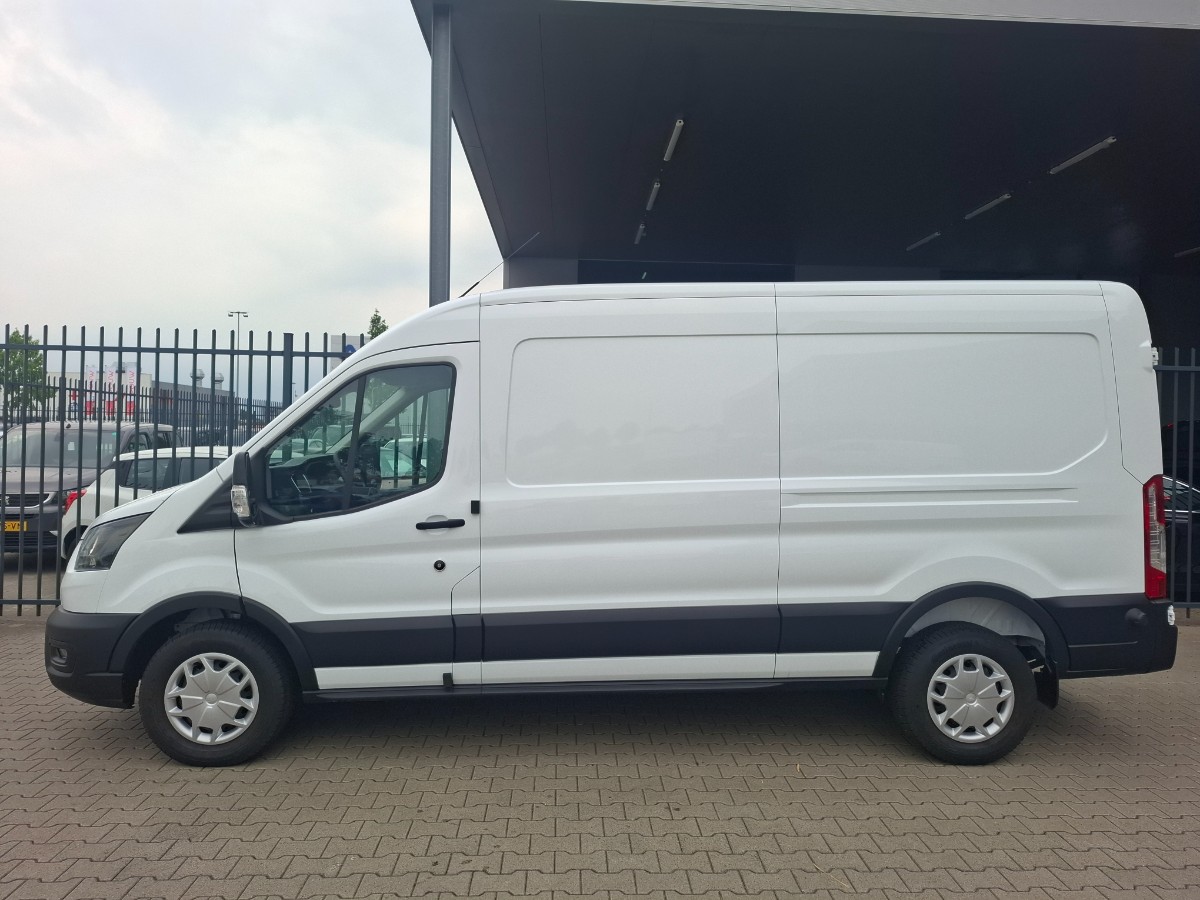 Ford Transit Trend 130PK Automaat | SYNC4 | Trekhaak | Stoelverwarming | Laadruimte pack
