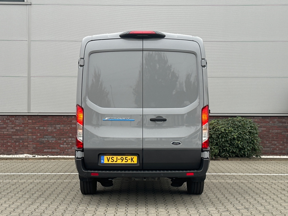 Ford E-Transit 350 L2H2 RWD Trend 68 kWh | Adaptive CC | Stoelvw. | Navi | Camera | Omvormer | Laadruimte Pakket