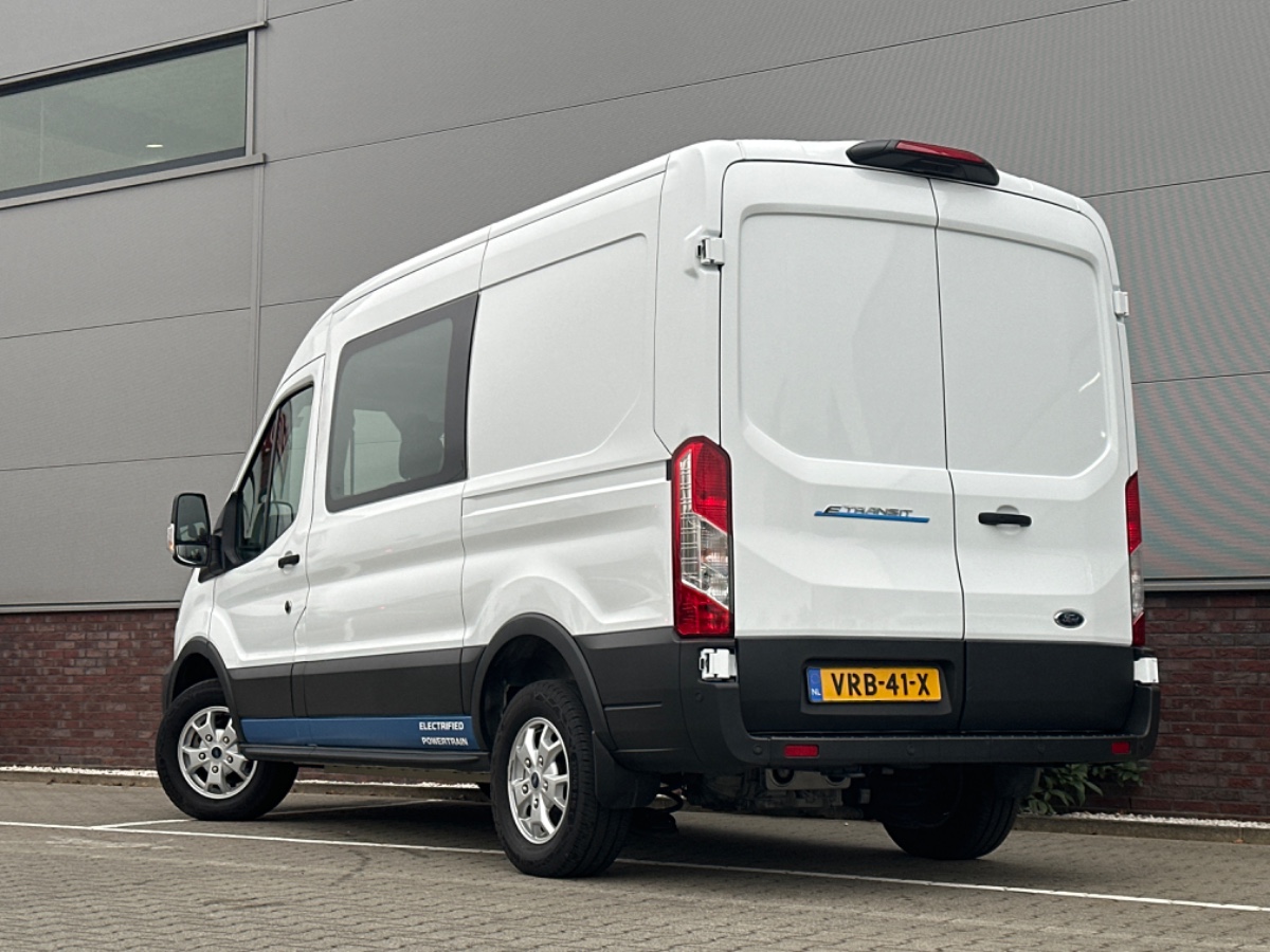 Ford E-Transit 350 L2H2 Dubb. cab. RWD Trend 68 kWh | Stoelvw. | Navi | Camera