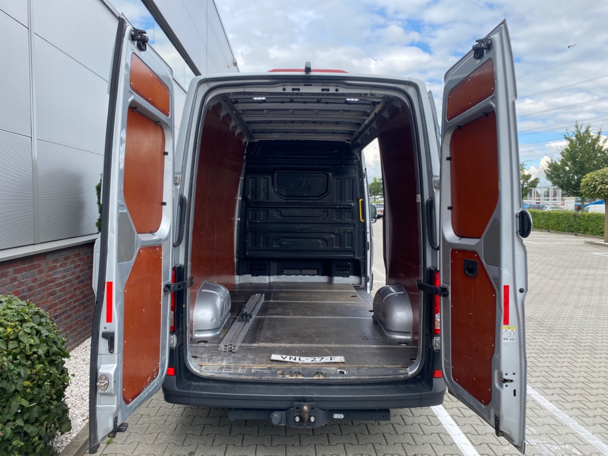 Volkswagen Crafter 35 2.0 TDI L3H3 Highline