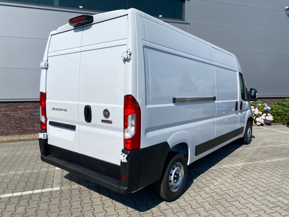 Fiat Ducato 33 2.2 MJ 140PK L3H2 | ECC Cruise Camera CarPlay