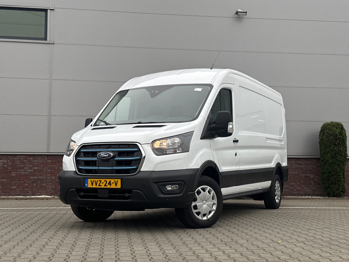 Ford E-Transit 350 L3H2 RWD Trend 68 kWh | Adaptive CC | Stoelvw. | Navi | Camera | Omvormer | Laadruimte Pakket