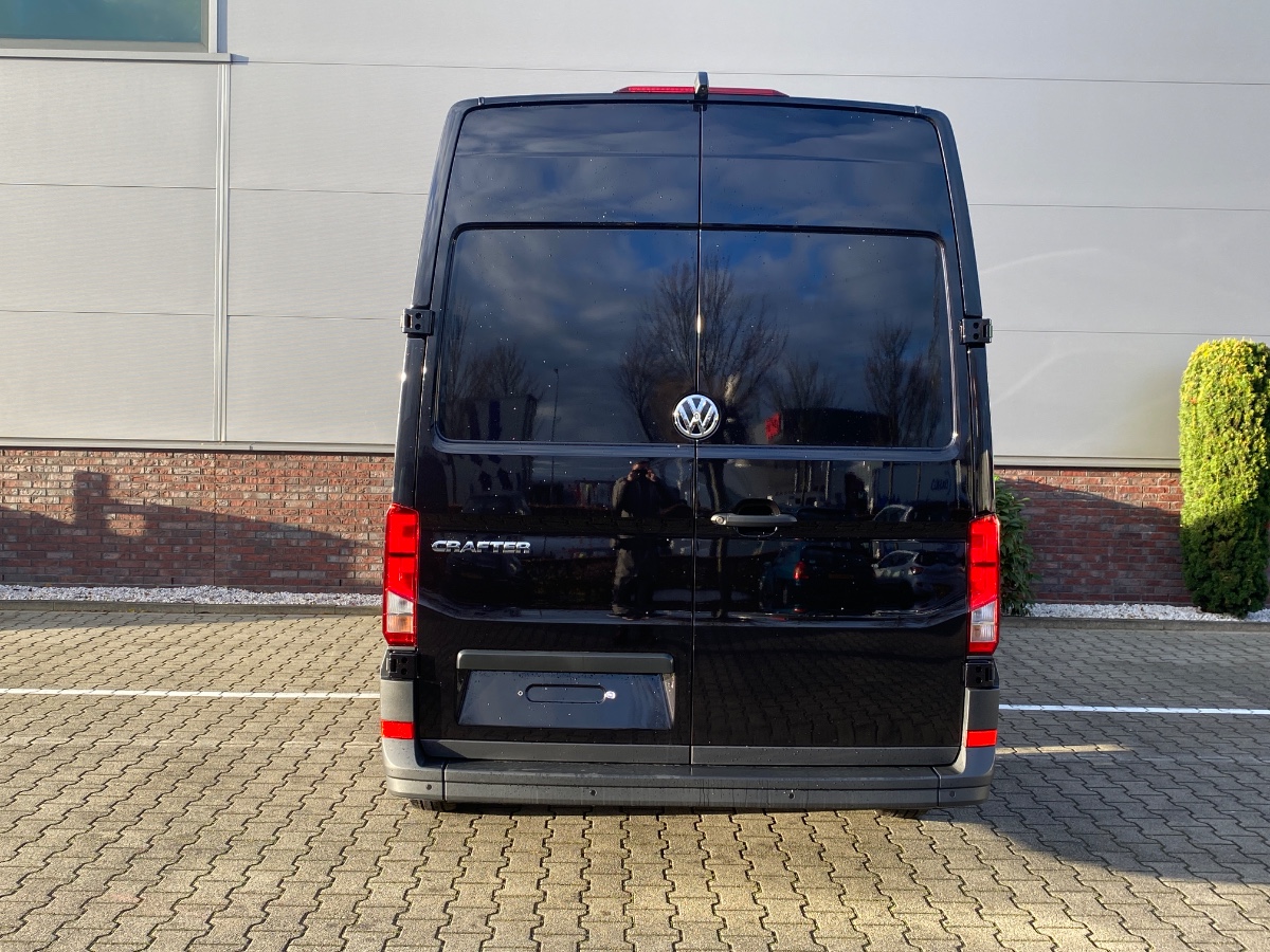 Volkswagen Crafter 35 L3H3 177PK AUT | LED NAV CAM | ErgoComf. | Trekhaakvoorber. | Mistlampen