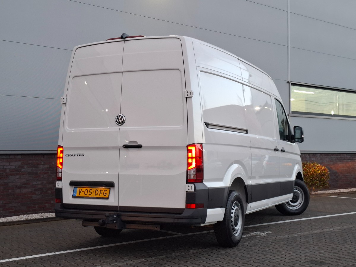 Volkswagen Crafter 30 2.0 TDI L3H3 Highline