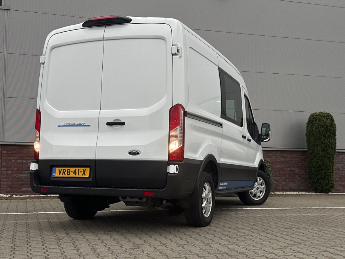 Ford E-Transit 350 L2H2 Dubb. cab. RWD Trend 68 kWh | Stoelvw. | Navi | Camera