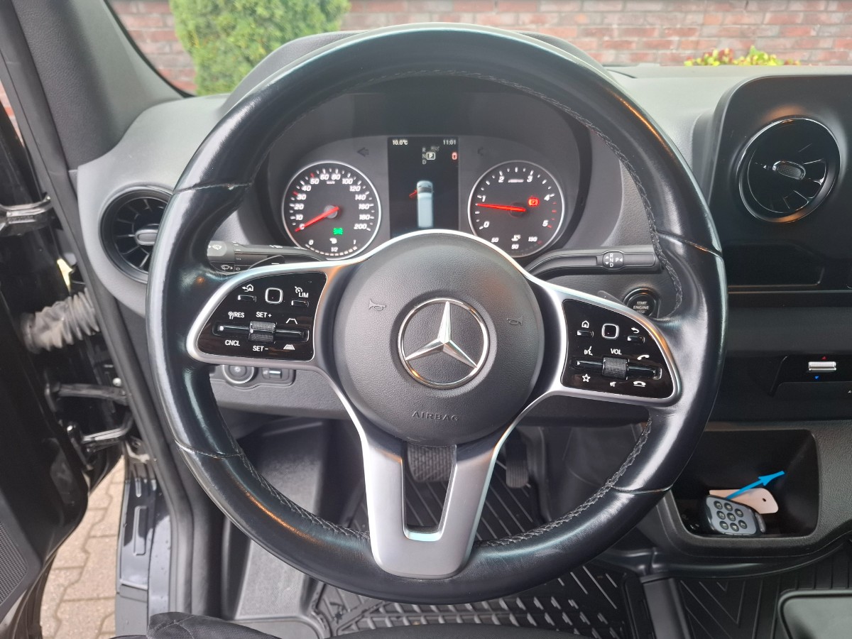 Mercedes-Benz Sprinter 316 CDI L2H2 AUT RWD | NAV CAM | LED koplampen | Adaptive Cruise | Gev. stoel | PDC V+A