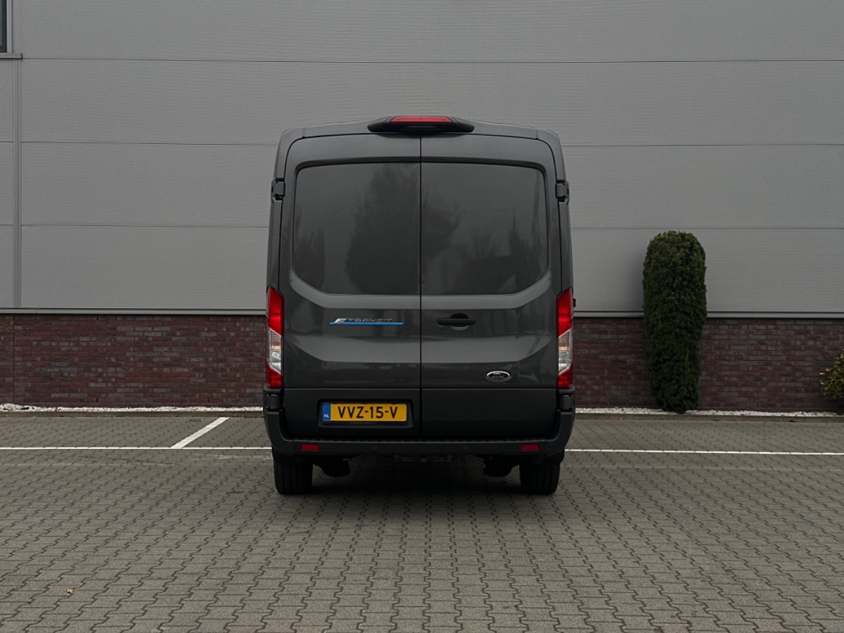 Ford E-Transit 350 L2H2 RWD Trend 68 kWh | Adaptive CC | Stoelvw. | Navi | Camera | Omvormer | Laadruimte Pakket