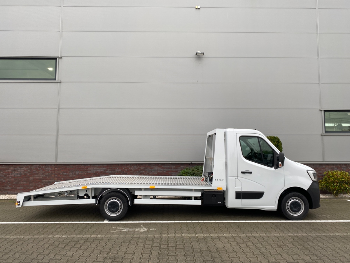 Renault Master 165PK Oprijwagen Faustmann