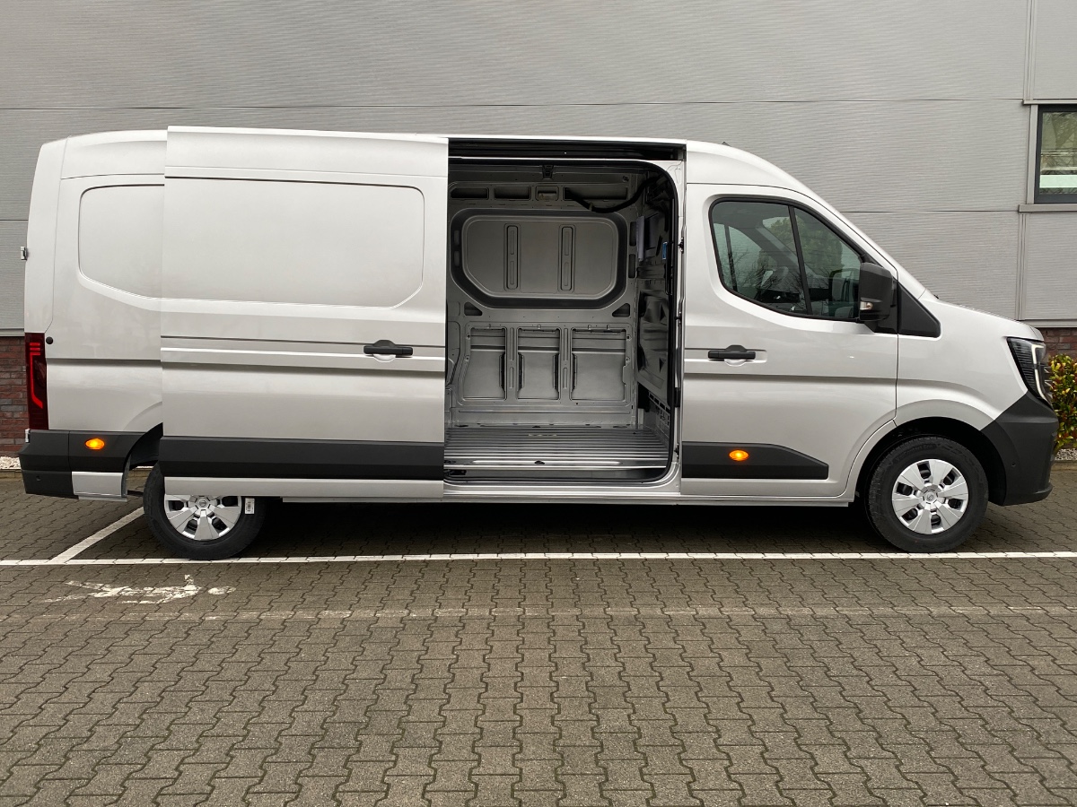 Nissan Interstar VAN MY24 dCi 150 L3H2 3.5T TEKNA | Zilvergrijs | 5 JR. Garantie