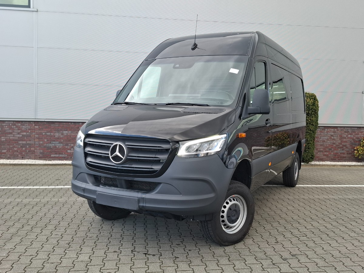 Mercedes-Benz Sprinter 319 L2H2 4×4