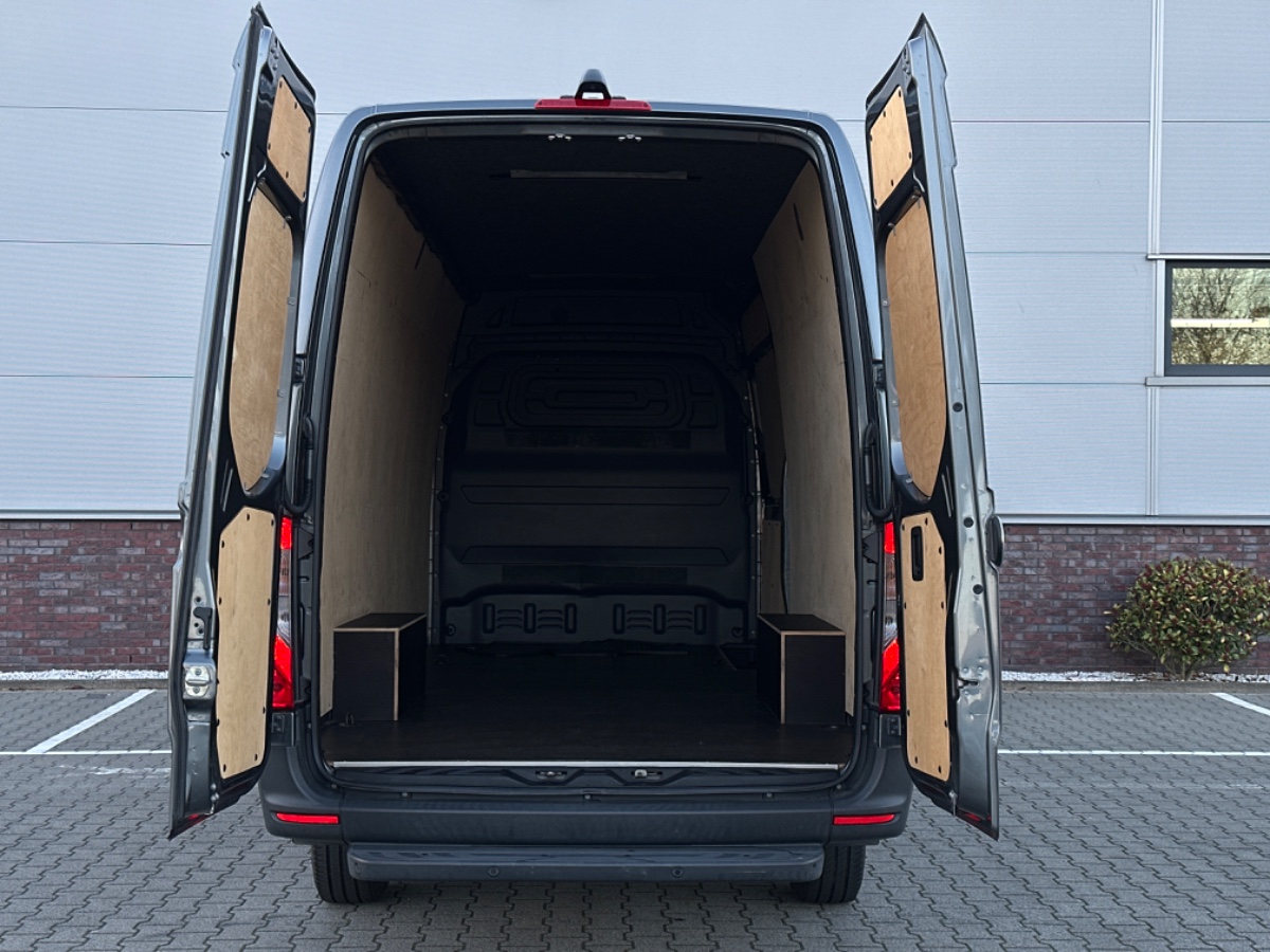 Mercedes-Benz Sprinter 319 3.0 CDI V6 L3H2 Automaat | SELENITGRAU | MBUX 10,25″ | 360 Camera | Navi