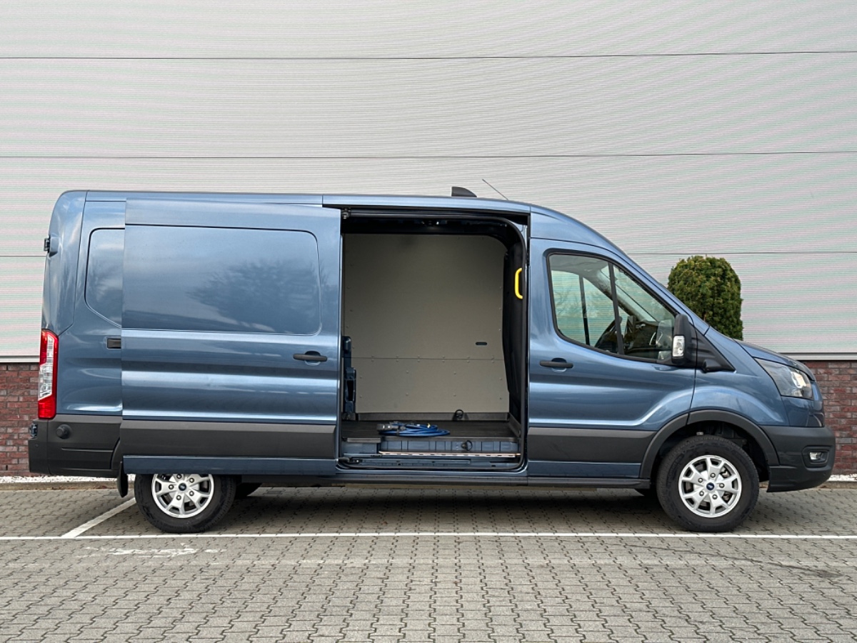 Ford E-Transit 350 L3H2 RWD Trend 68 kWh | Adaptive CC | Stoelvw. | Navi | 360 Cam | Omvormer | Laadruimte Pak